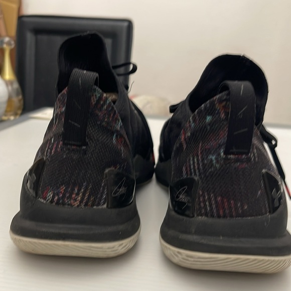 UNDER ARMOUR CURRY 5 “TOKYO NIGHTS” RUNNING SNEAKERS MENS SIZE 12 - Picture 3 of 14